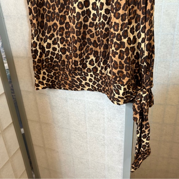 Michael Kors animal print halter sleeveless top - Picture 2 of 6